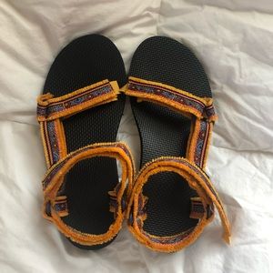 Teva universal mareesa sandals